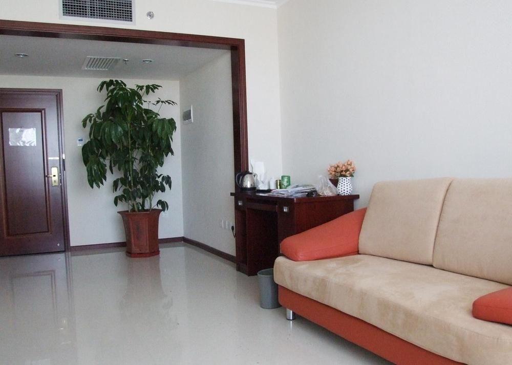 Changchun Ya Tai Hotel מראה חיצוני תמונה