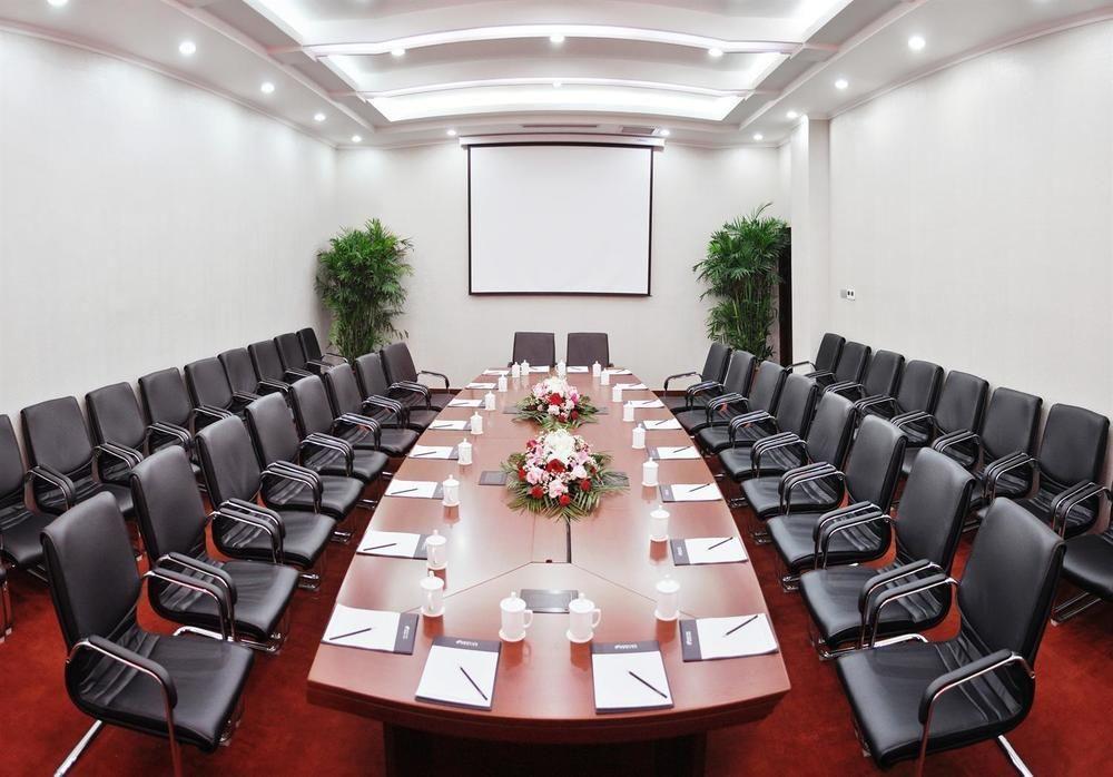 Changchun Ya Tai Hotel מראה חיצוני תמונה