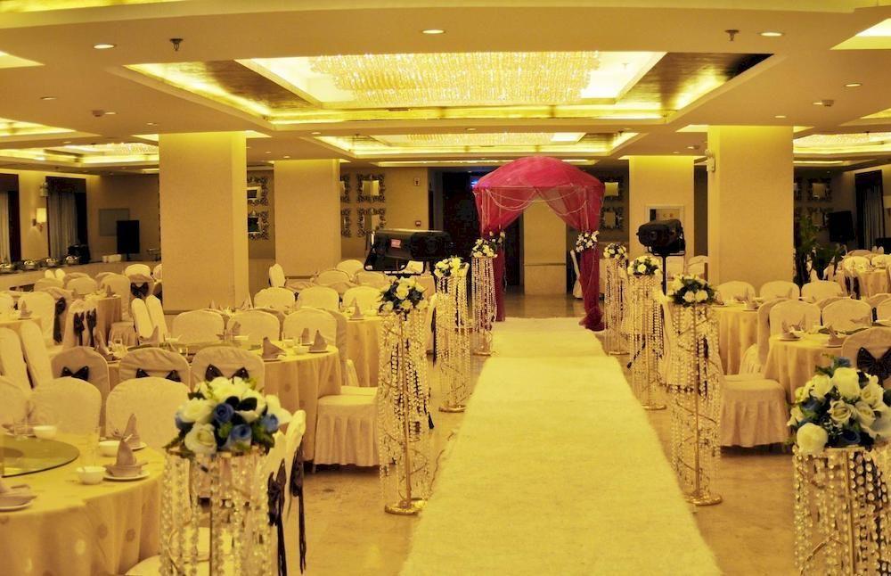 Changchun Ya Tai Hotel מראה חיצוני תמונה
